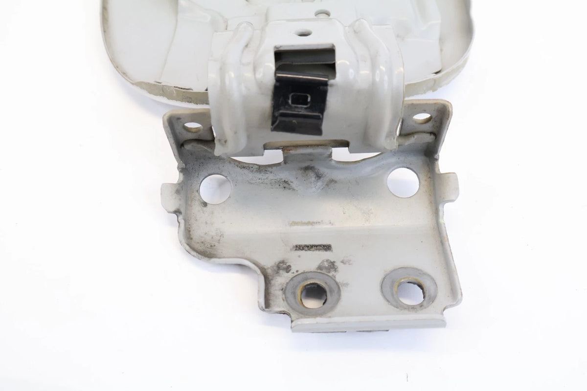 2005-2008 HONDA PILOT FUEL FILLER DOOR TANK GAS LID COVER NH689M SILVER OEM