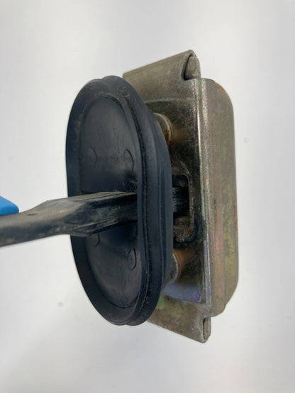 2000-2006 CHEVY TAHOE REAR LEFT SIDE DOOR CHECK STOP STOPPER DETENT 15173409 OEM