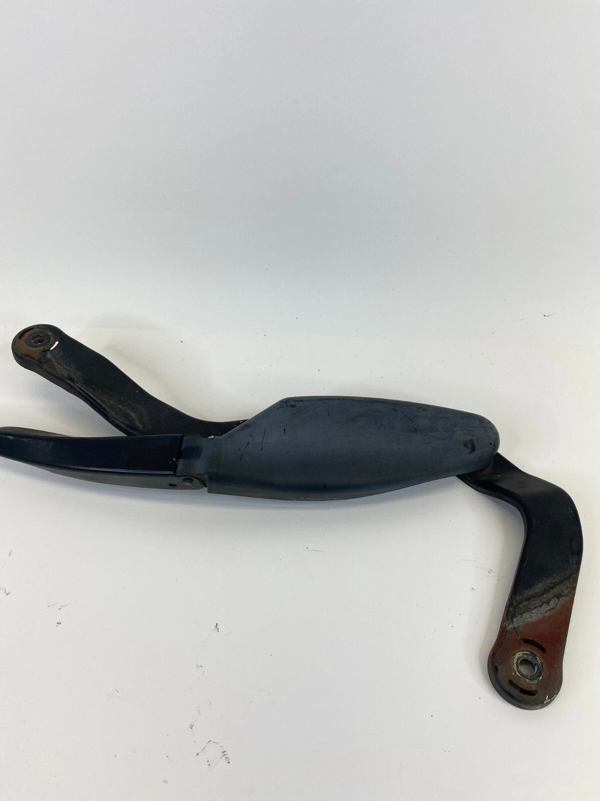 2003-2009 MERCEDES-BENZ E500 FRONT RIGHT PASSENGER SIDE WINDSHIELD WIPER ARM OEM