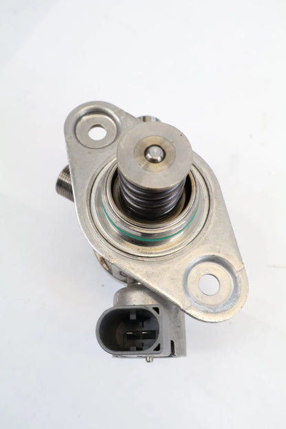 2012-2016 MERCEDES-BENZ E350 C350 GLK350 HIGH PRESSURE FUEL PUMP A-276-070-06-01