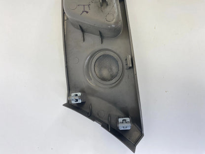 2005-2010 KIA SPORTAGE FRONT RIGHT INSIDE DOOR HANDLE TRIM BEZEL 82621-1F010