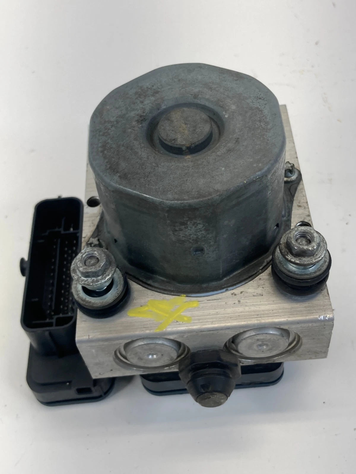 2012 DODGE GRAND CARAVAN 3.6L FWD ABS ANTI LOCK BRAKE PUMP MODULE 5154911AE OEM