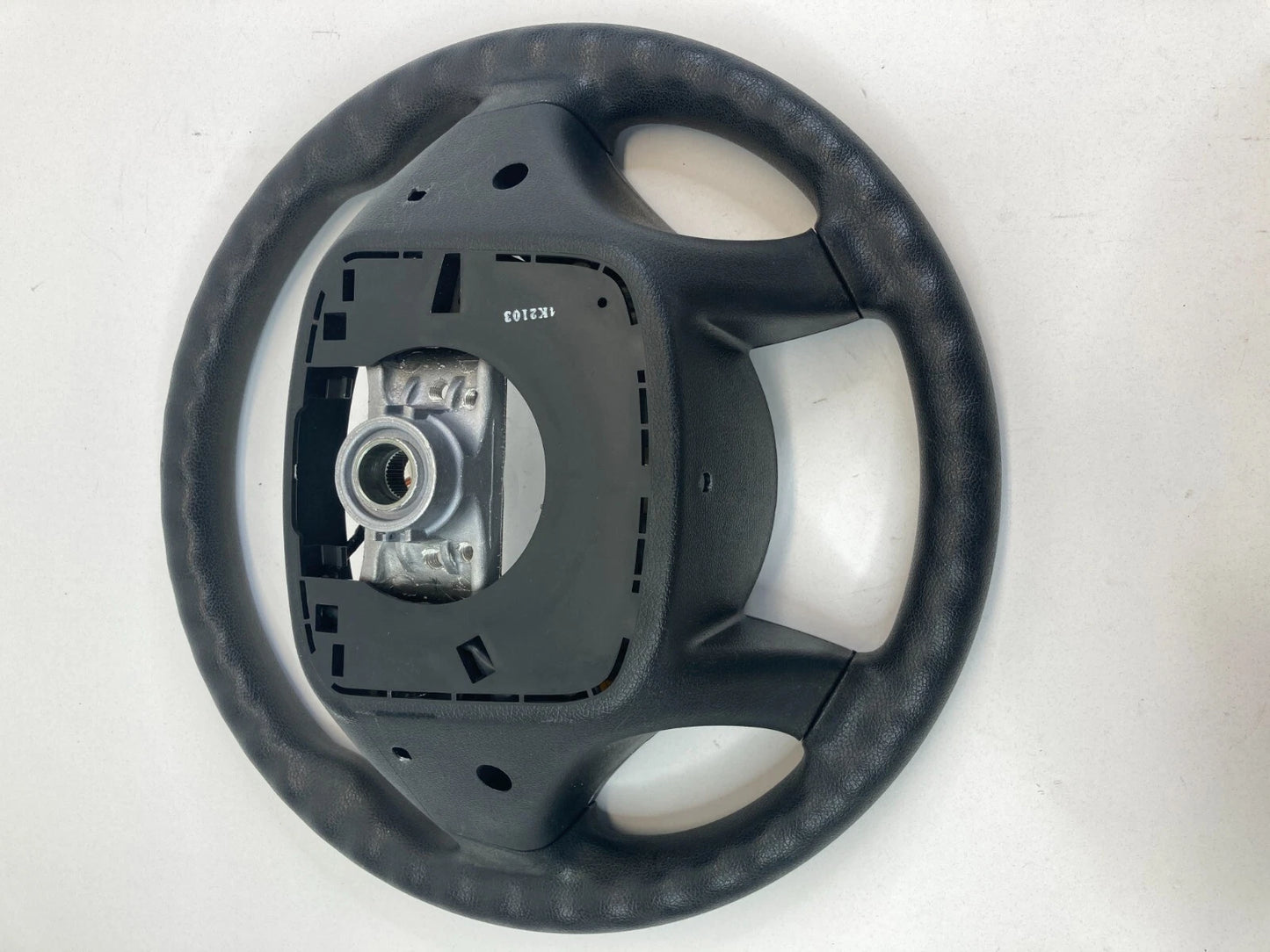 2014-2016 HYUNDAI ELANTRA SEDAN STEERING WHEEL W/CRUISE CONTROL SWITCHES OEM