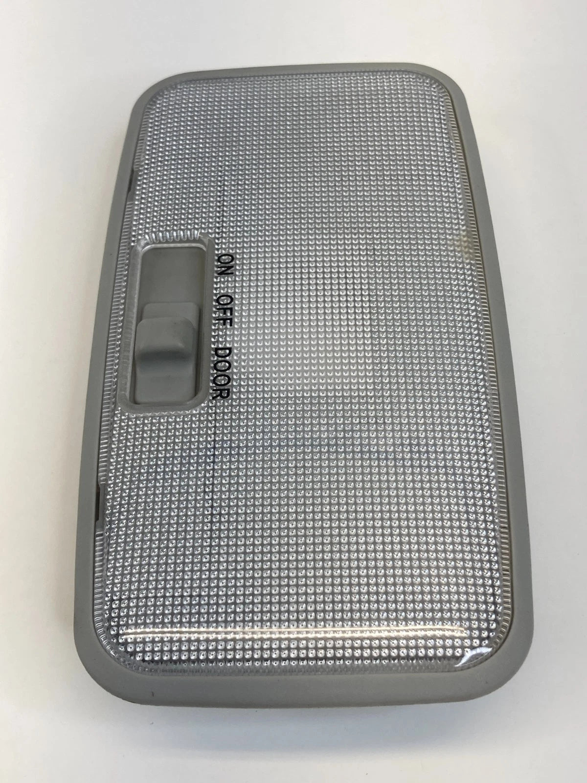 2009-2013 TOYOTA MATRIX REAR OVERHEAD CONSOLE DOME LIGHT MAP LAMP OEM