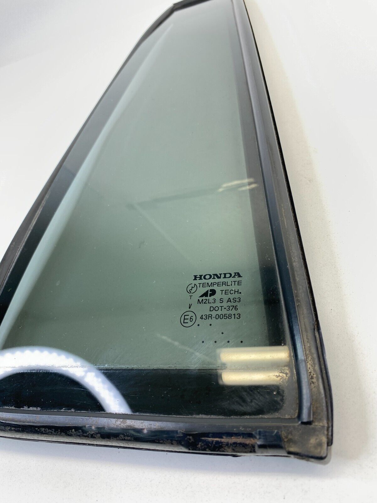 2003-2008 Honda Pilot Rear Left Door Vent Window Glass 73491-S9VA-A0 OEM