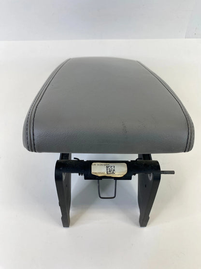 2014 2015 CHEVROLET MALIBU LS FRONT CENTER CONSOLE LID ARMREST LEATHER OEM
