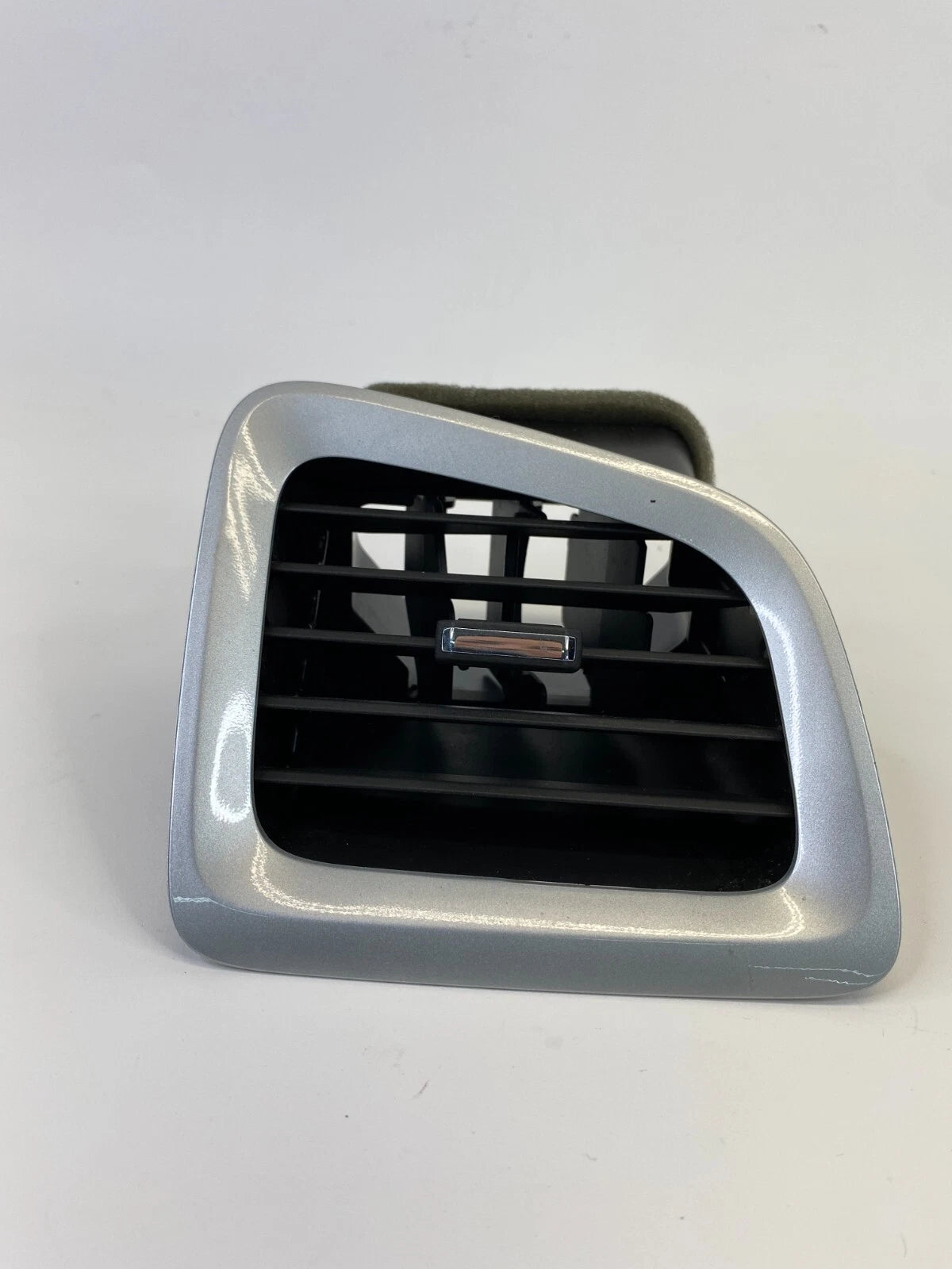 2010-2017 GMC TERRAIN LEFT DRIVER SIDE INSTRUMENT PANEL OUTER AIR OUTLET GRILLE