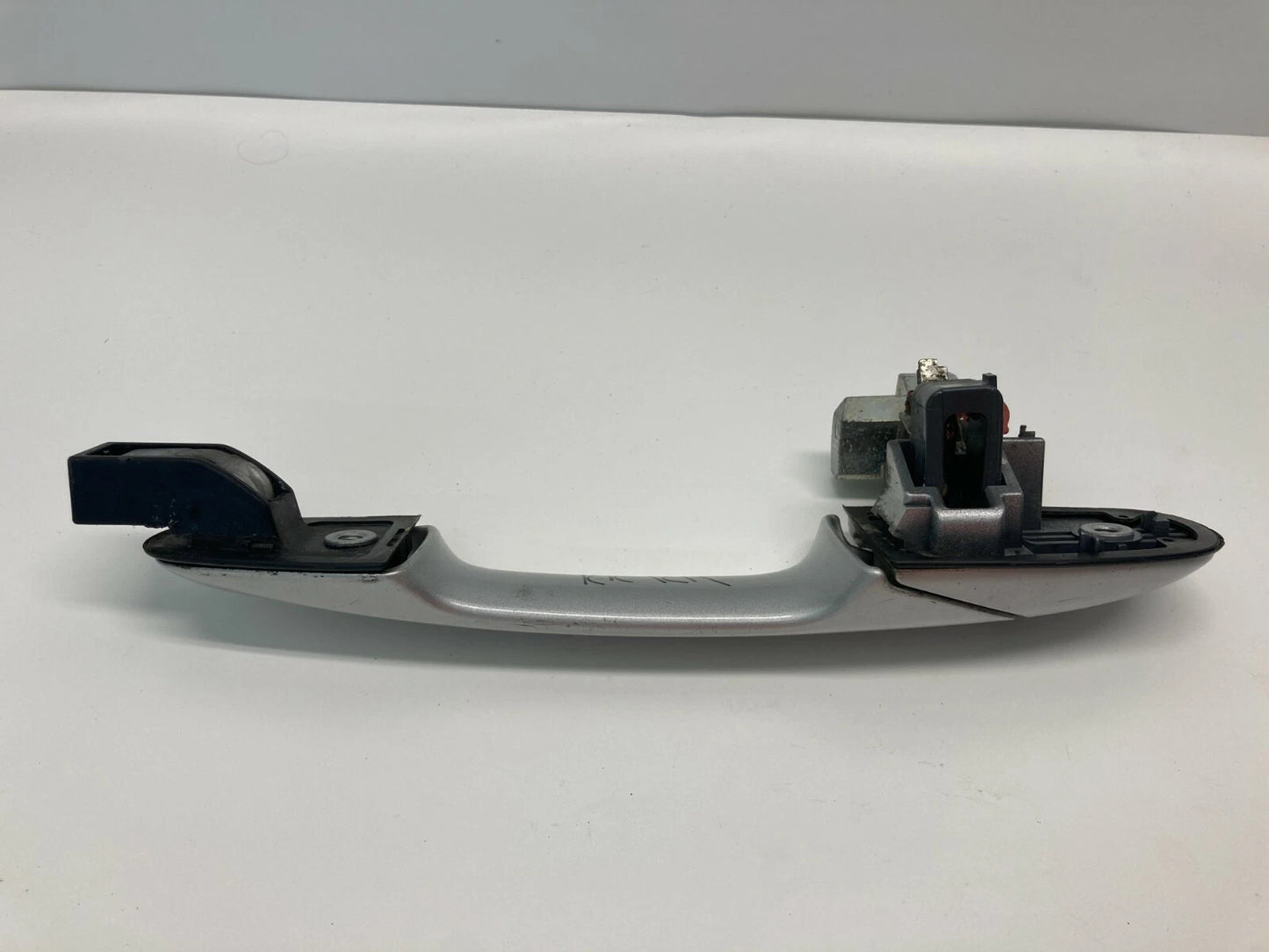 2003-2007 SUZUKI AERIO SEDAN REAR RIGHT SIDE EXTERIOR DOOR HANDLE ASSEMBLY OEM