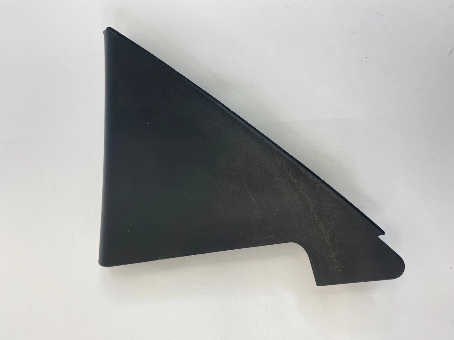 2010-2013 KIA FORTE FORTE REAR RIGHT INNER DOOR CORNER COVER TRIM 839201M000 OEM