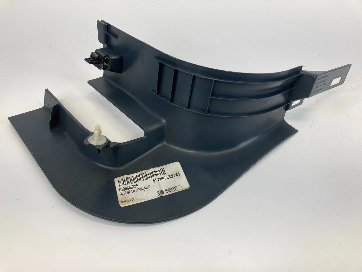 2006-2011 CADILLAC DTS LEFT DRIVER SIDE COWL KICK PANEL TRIM COVER 15282283 OEM