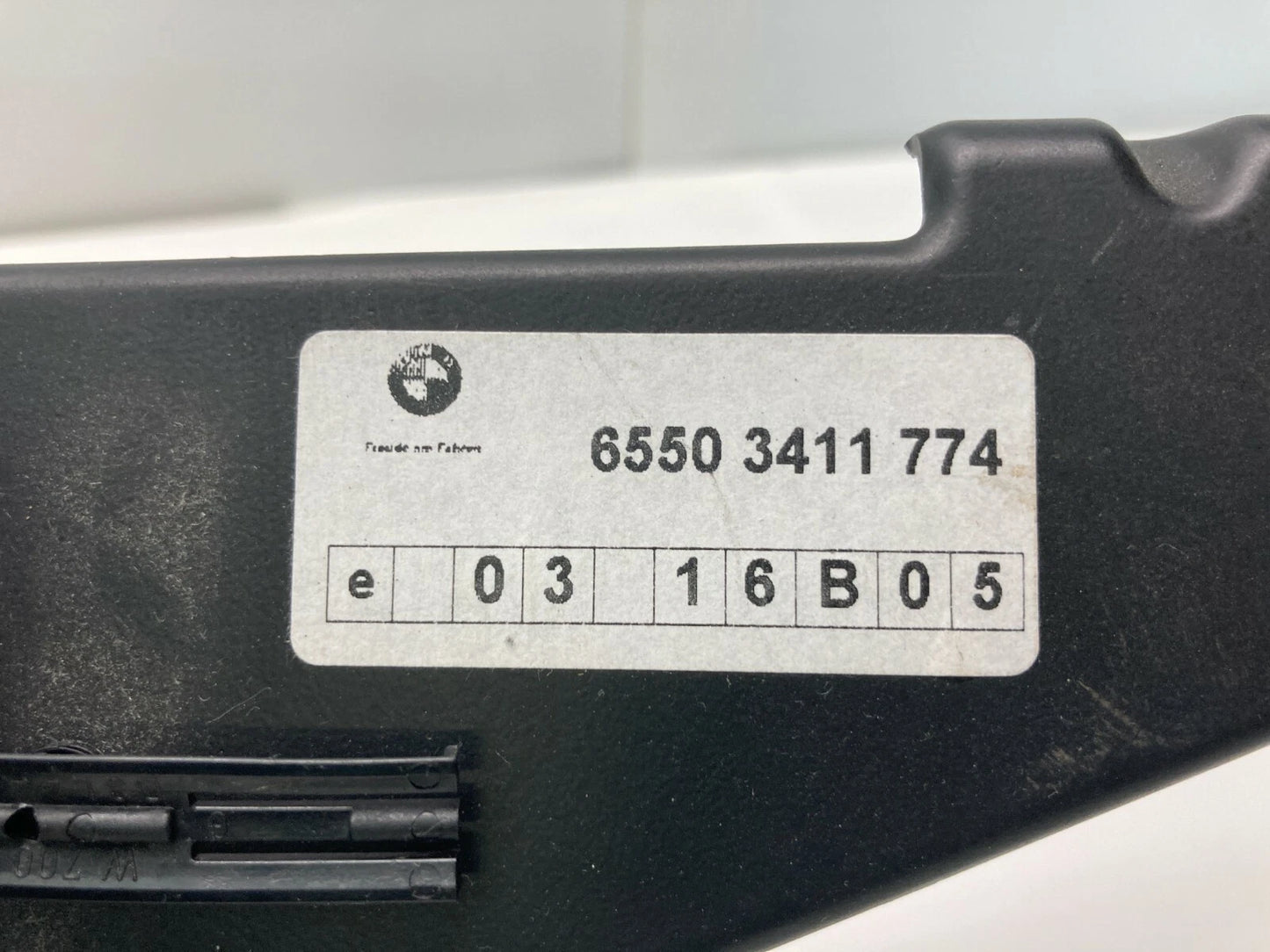 2004-2010 BMW X3 DVD NAVIGATION GPS SYSTEM COMPUTER MOUNTING BRACKET 65503411774