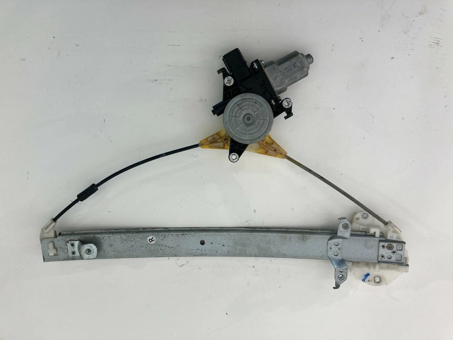 2010-2014 SUBARU OUTBACK REAR RIGHT SIDE WINDOW REGULATOR W/ MOTOR 120223-00 OEM