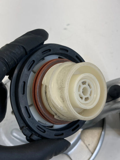 2007-2010 FORD EDGE QUARTER PANEL MOUNTED FUEL FILLER FUEL TANK DOOR OEM