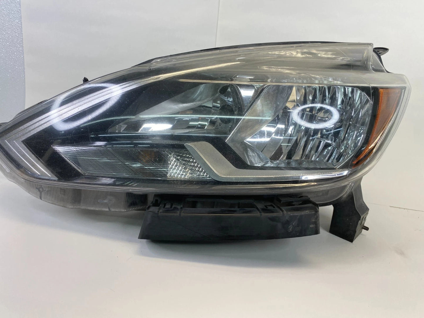 2016-2019 NISSAN SENTRA LEFT DRIVER SIDE HEADLIGHT HEADLAMP HALOGEN ASSEMBLY OEM