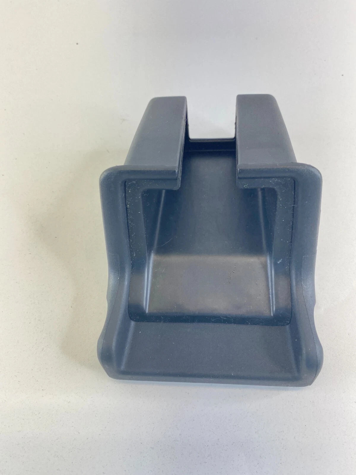 2003 2004 2005 2006 2007 2008 HONDA PILOT FRONT CENTER CONSOLE CELL PHONE HOLDER
