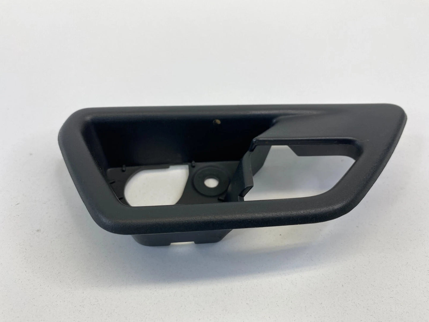 2009 2010 DODGE JOURNEY REAR RIGHT INTERIOR DOOR HANDLE BEZEL TRIM 100000254 OEM