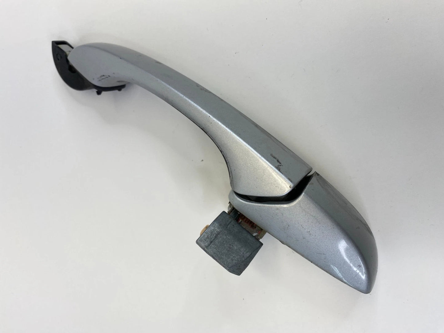 07-17 JEEP PATRIOT FRONT RIGHT PASSENGER EXTERIOR OUTER DOOR HANDLE SILVER OEM