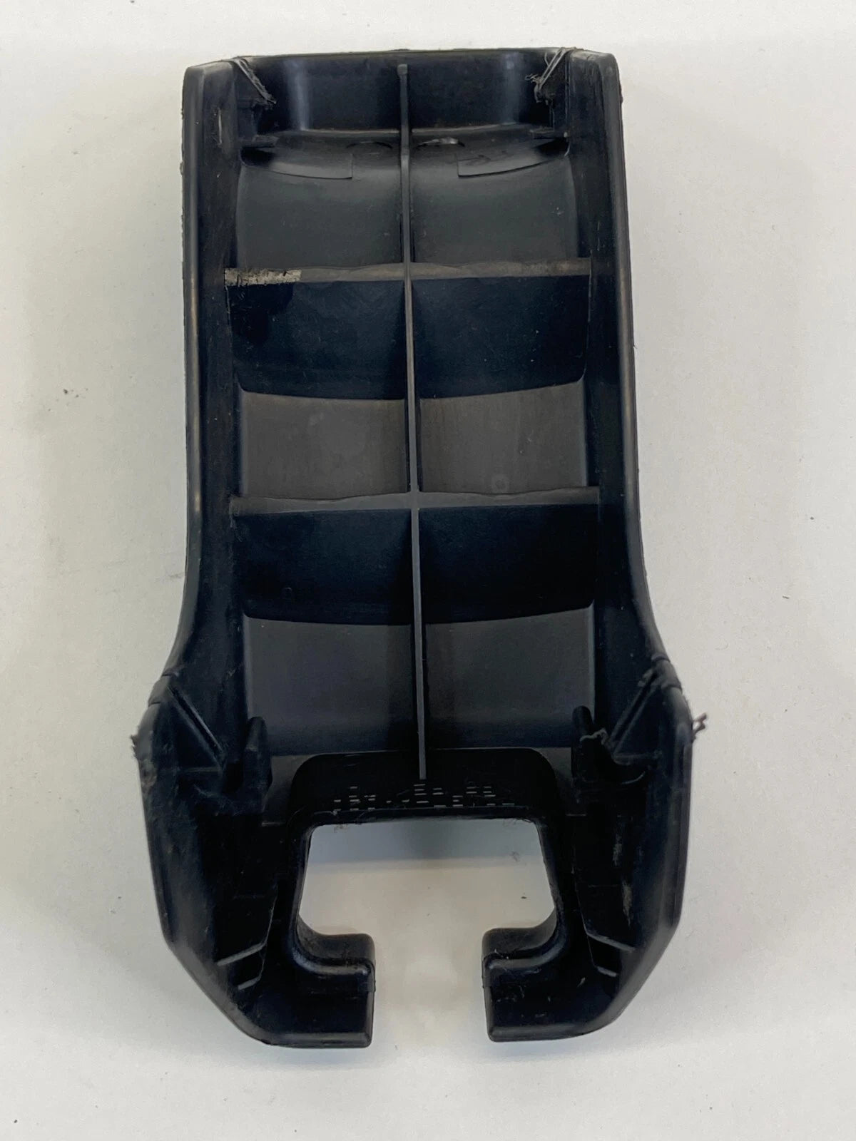 02-06 TOYOTA CAMRY FRONT RIGHT SEAT OUTER TRACK END CAP COVER TRIM 72137-AA020