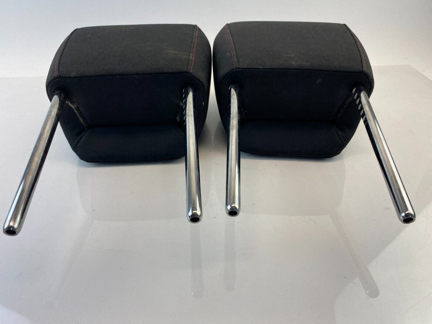 2010-2017 Chevrolet Equinox Front Seat Headrest Left Righ Cloth Head Rest Set