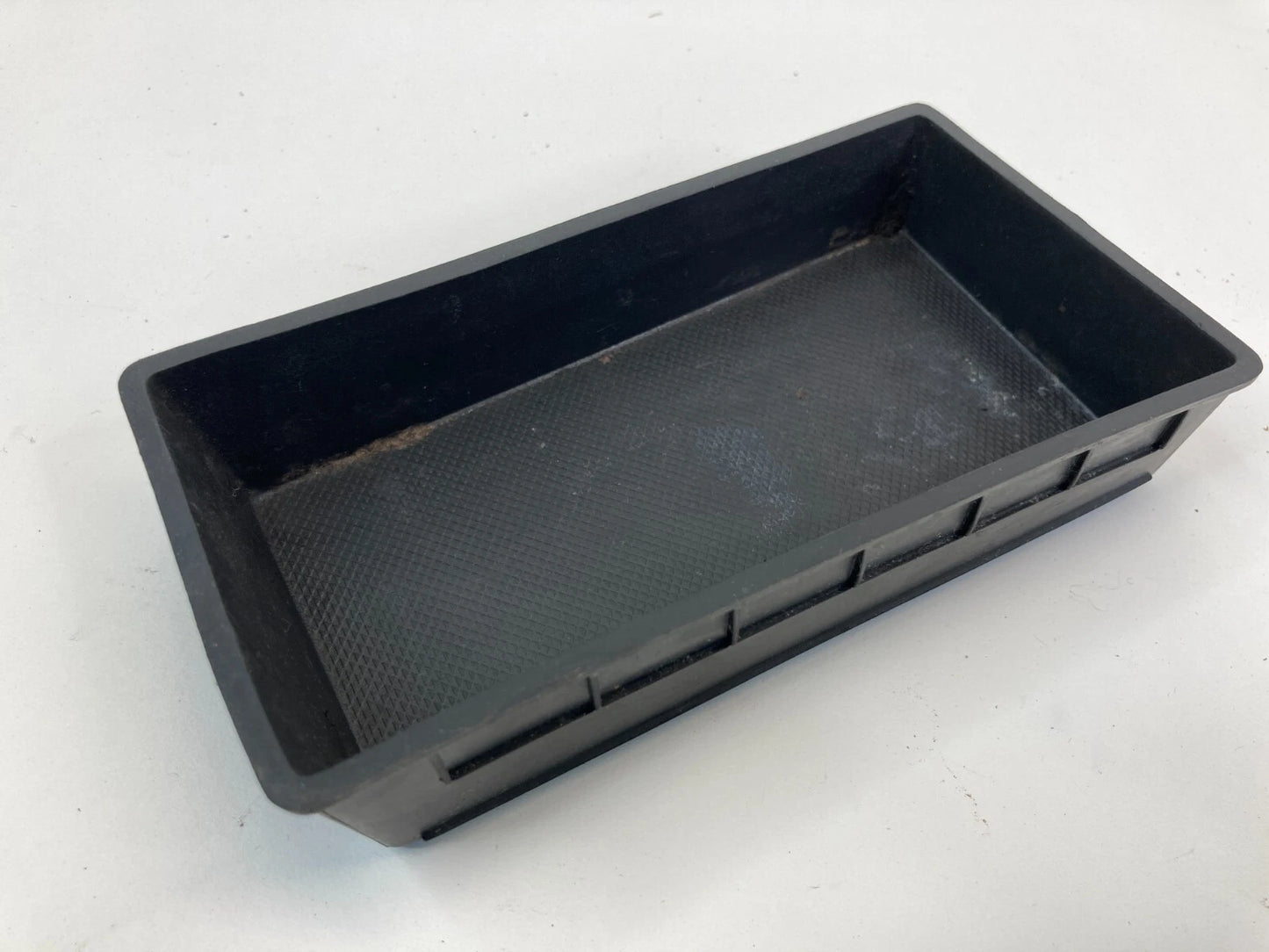 07 08 09 10 11 DODGE NITRO CENTER CONSOLE STORAGE TRAY INSERT MAT 1CJ76TRM OEM