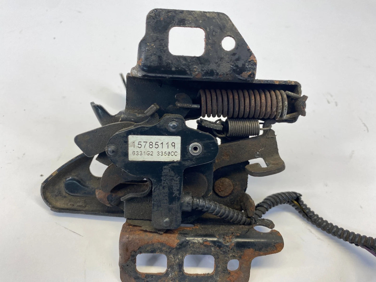 2006-2009 PONTIAC TORRENT HOOD LATCH LOCK ACTUATOR W REMOTE SENSOR 15785119 OEM