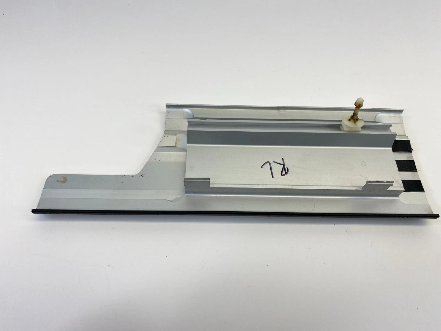 03-07 LAND ROVER RANGE ROVER REAR LEFT SIDE DOOR TRIM STEP SILL SCUFF PLATE OEM