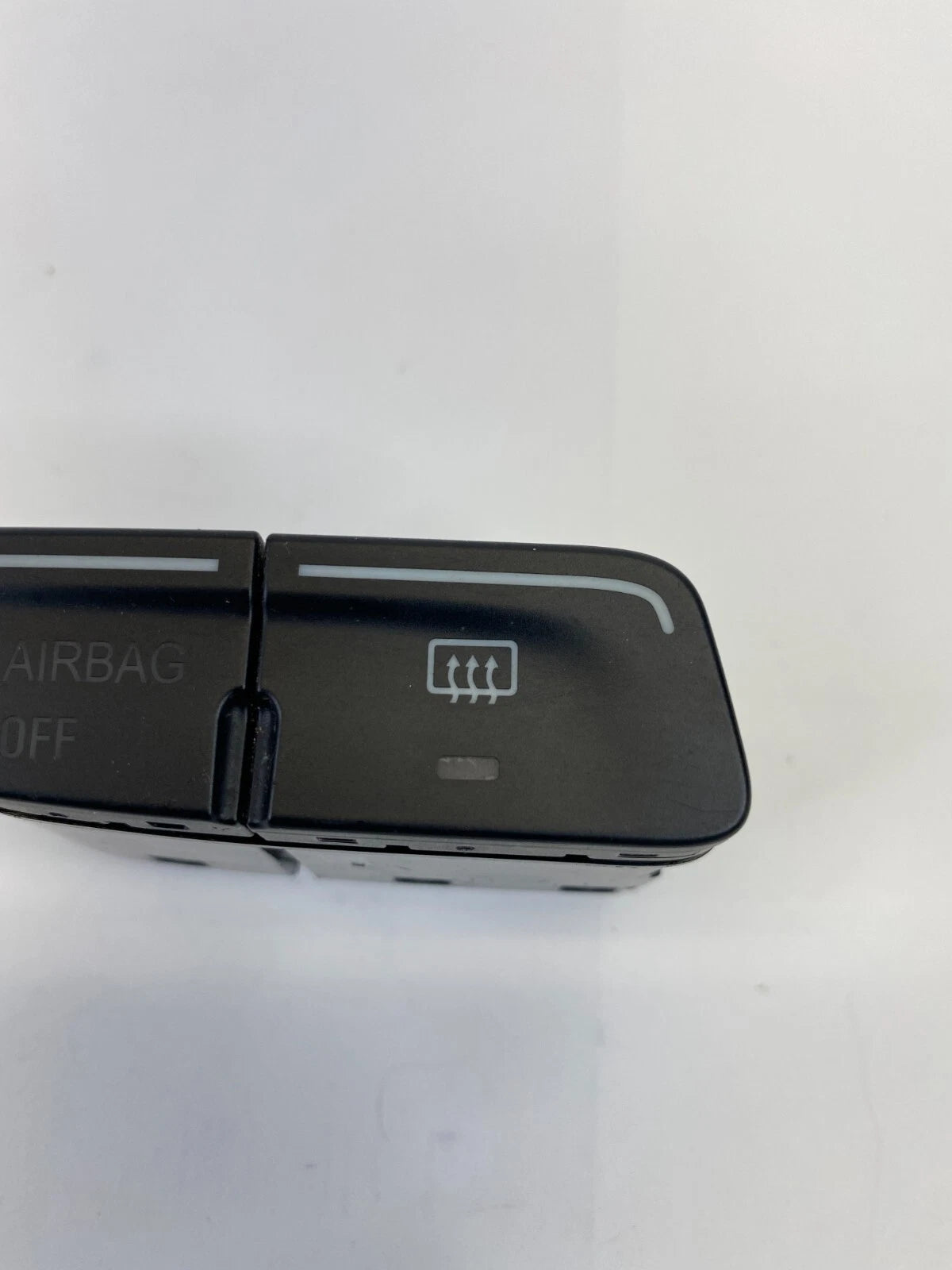 2013-2016 FORD ESCAPE REAR DEFROSTER CONTROL SWITCH BUTTON CM5T-14B418-AB OEM