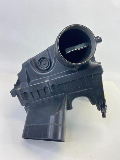 2011 2012 2013 Buick Regal 2.4L L4 AT Air Intake Cleaner Box Housing Cover OEM