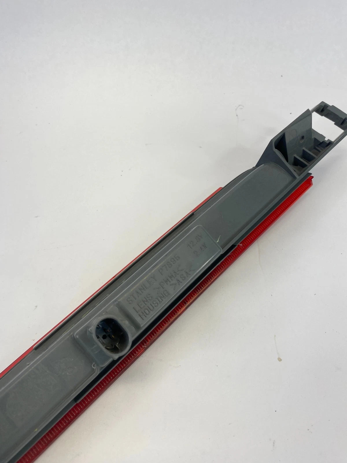 2010-2017 CHEVROLET EQUINOX GMC TERRAIN THIRD BRAKE LIGHT STOP LAMP ASSY OEM