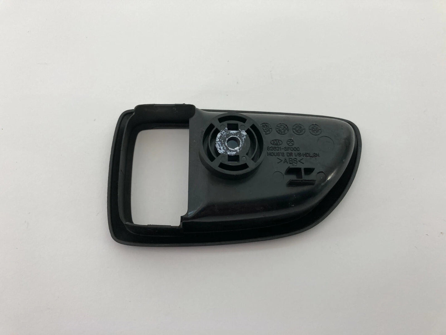 2004-2006 KIA AMANTI REAR RH PASSENGER INTERIOR DOOR HANDLE BEZEL OEM 826213F000
