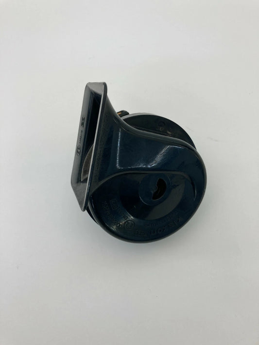 1999 2000 2001 AUDI A4 A4 QUATTRO HIGH NOTE HORN SIREN ALARM E20092018 OEM