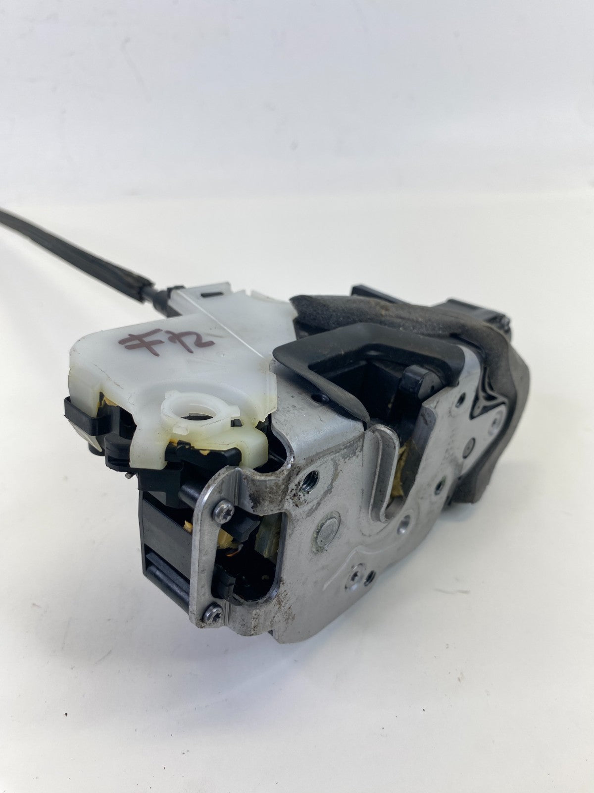 2010-2017 GMC Terrain Front Right Side Door Lock Latch Release Actuator 13579523