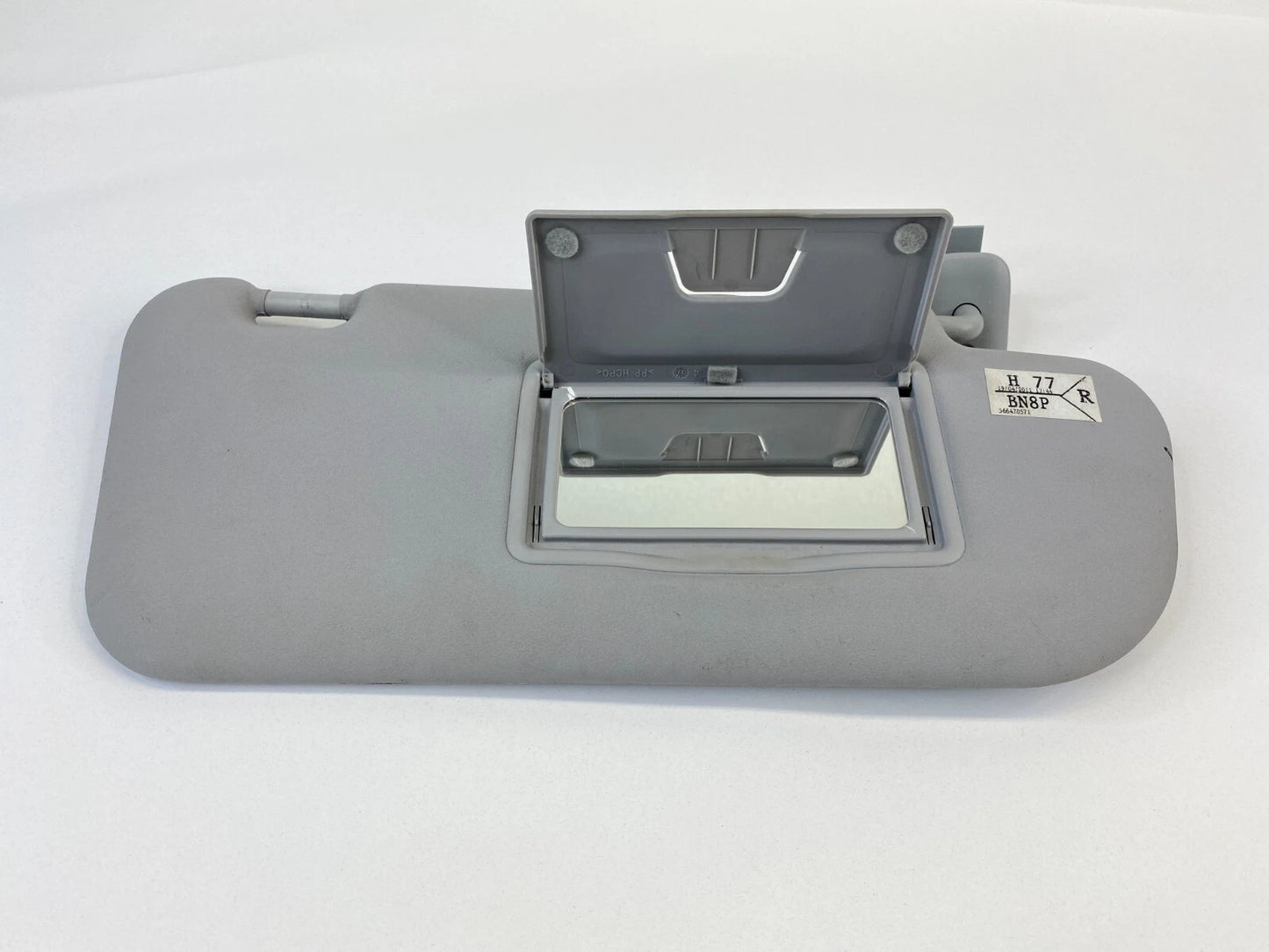 2004-2008 MAZDA3 MAZDA 3 SEDAN RIGHT PASSENGER SIDE SUNVISOR SUN VISOR SHADE RH