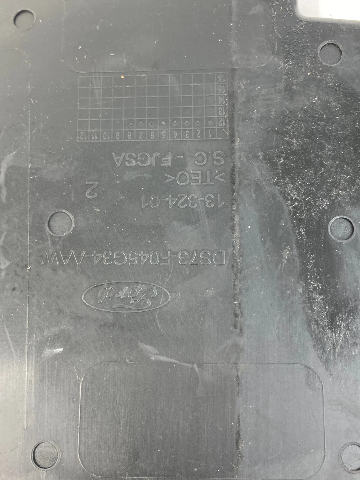2013-2016 FORD FUSION CENTER CONSOLE RUBBER LINER MAT COVER DS73-F045G34-AAW OEM