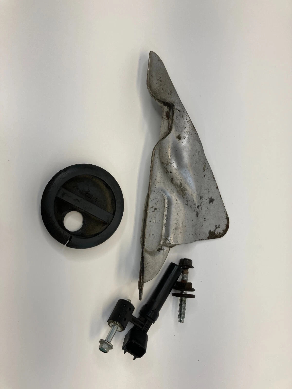 07-18 LINCOLN MKX 3.5L V6 ENGINE CRANKSHAFT POSITION SENSOR MOTORCRAFT W/ COVER