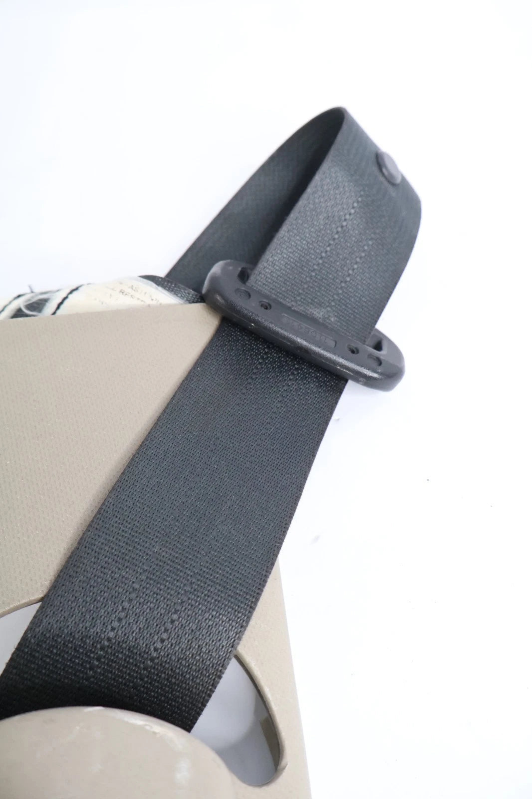 2014-2016 HYUNDAI ELANTRA FRONT RH PASSENGER SEAT BELT RETRACTOR OEM 85843-3Y000