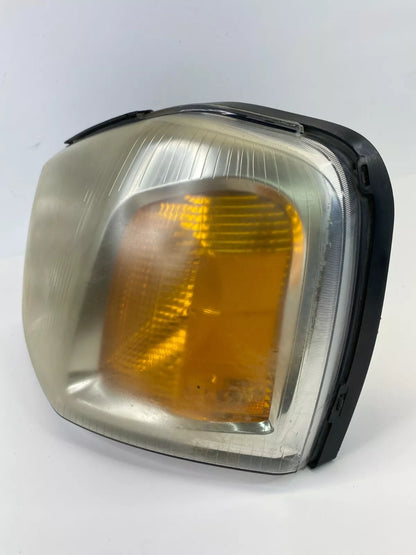 2002-2009 GMC ENVOY LEFT DRIVER SIDE HEADLIGHT HEADLAMP ASSEMBLY 15866071 OEM