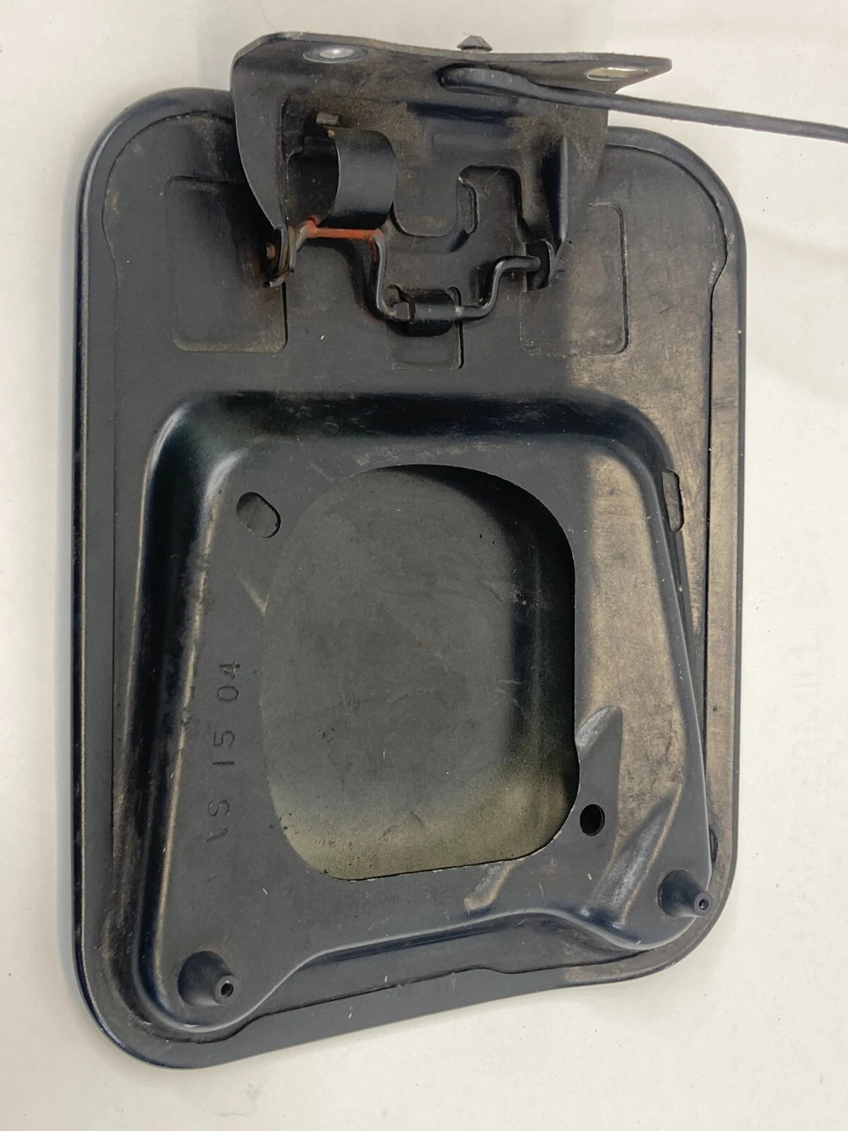 2005 2006 2007 2008 DODGE MAGNUM FUEL FILLER DOOR GAS TANK COVER LID COVER OEM