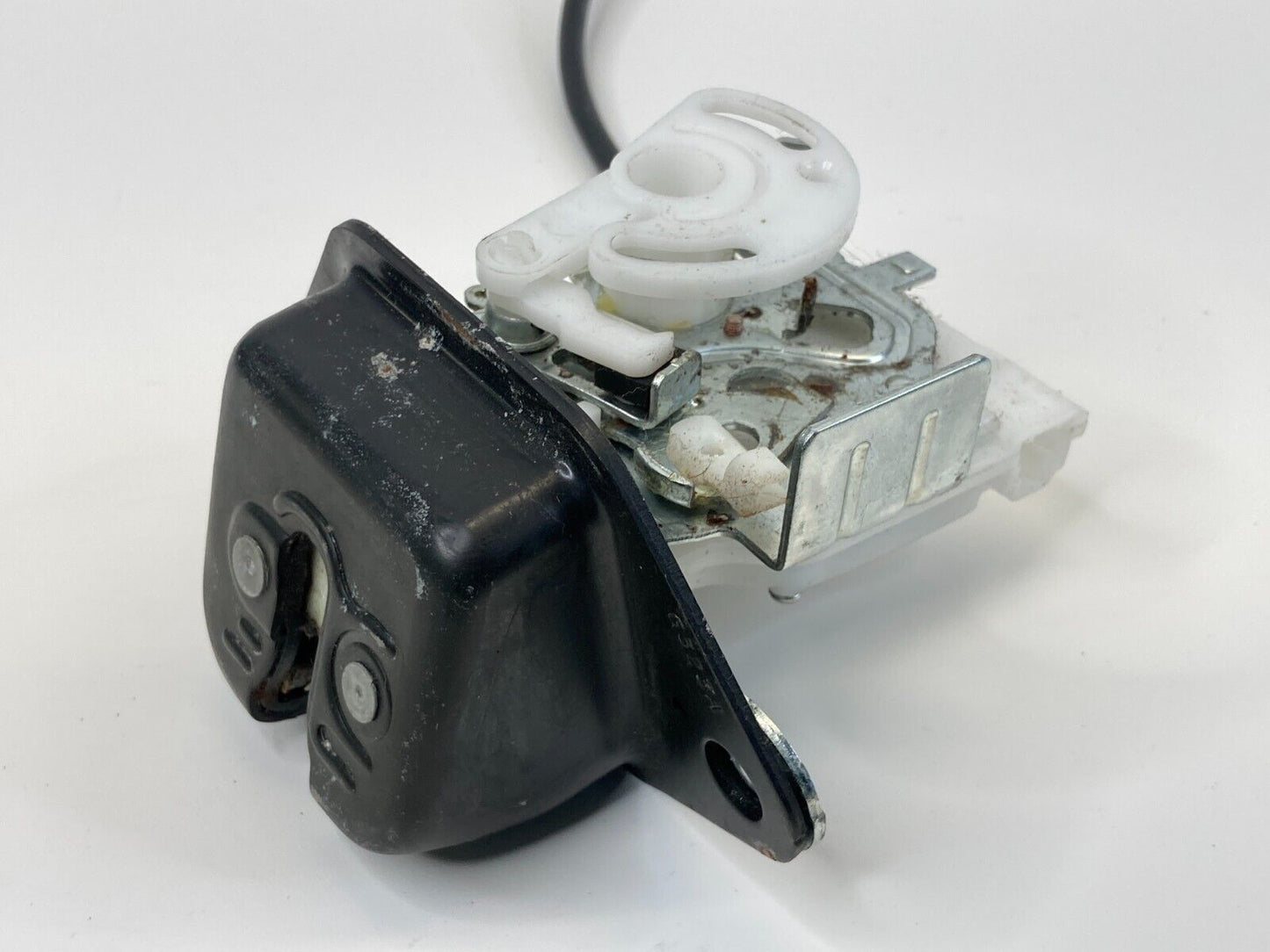 2005 2006 Honda Odyssey Trunk Liftgate Tailgate Latch Lock Release Actuator OEM