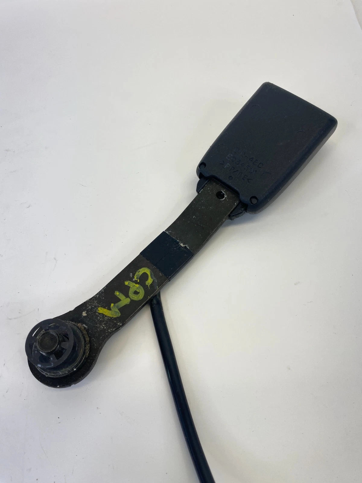 2004-2007 INFINITI G35 SEDAN FRONT RIGHT PASSENGER SEAT BELT BUCKLE E034501 OEM