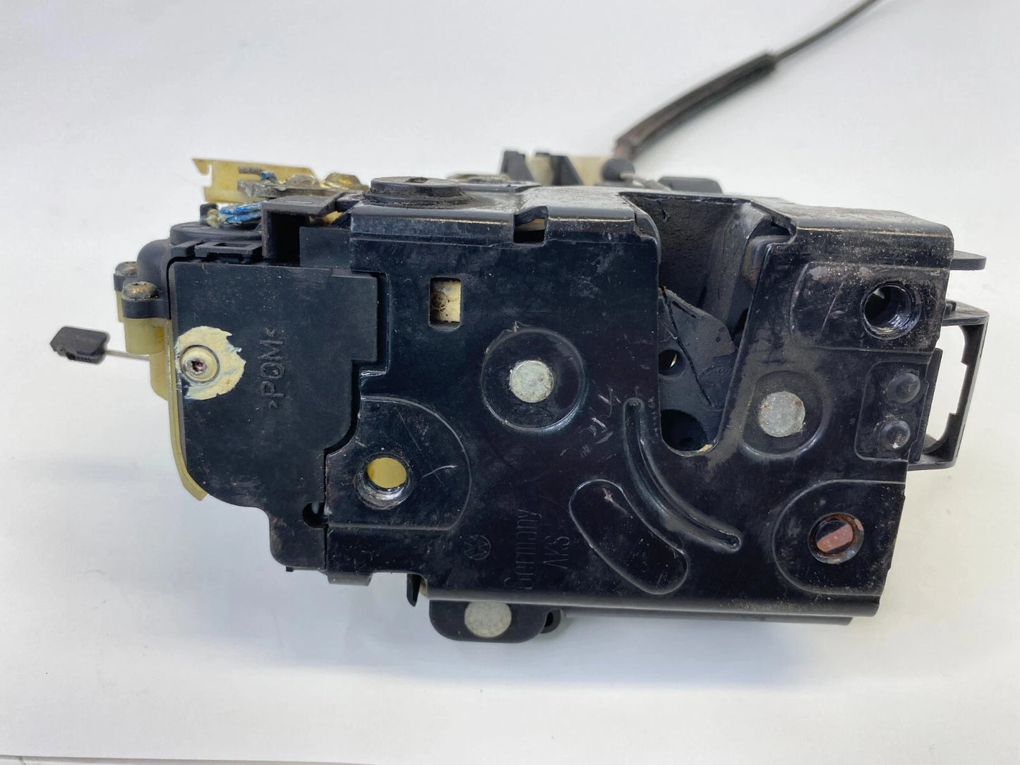 2001-2005 VOLKSWAGEN JETTA REAR LEFT SIDE DOOR LOCK LATCH RELASE ACTUATOR ASSY