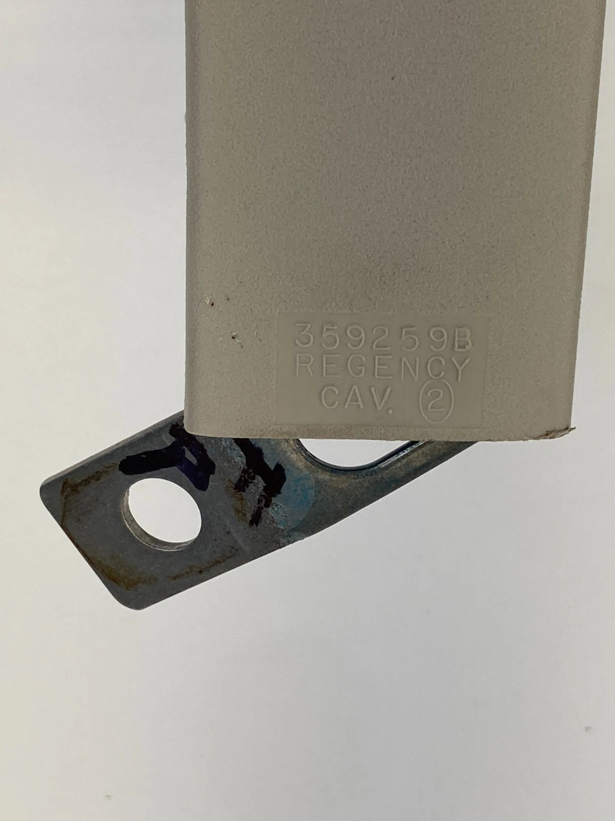 1999 2000 LINCOLN TOWN CAR FRONT PASSENGER SEAT BELT BUCKLE 359259B OEM