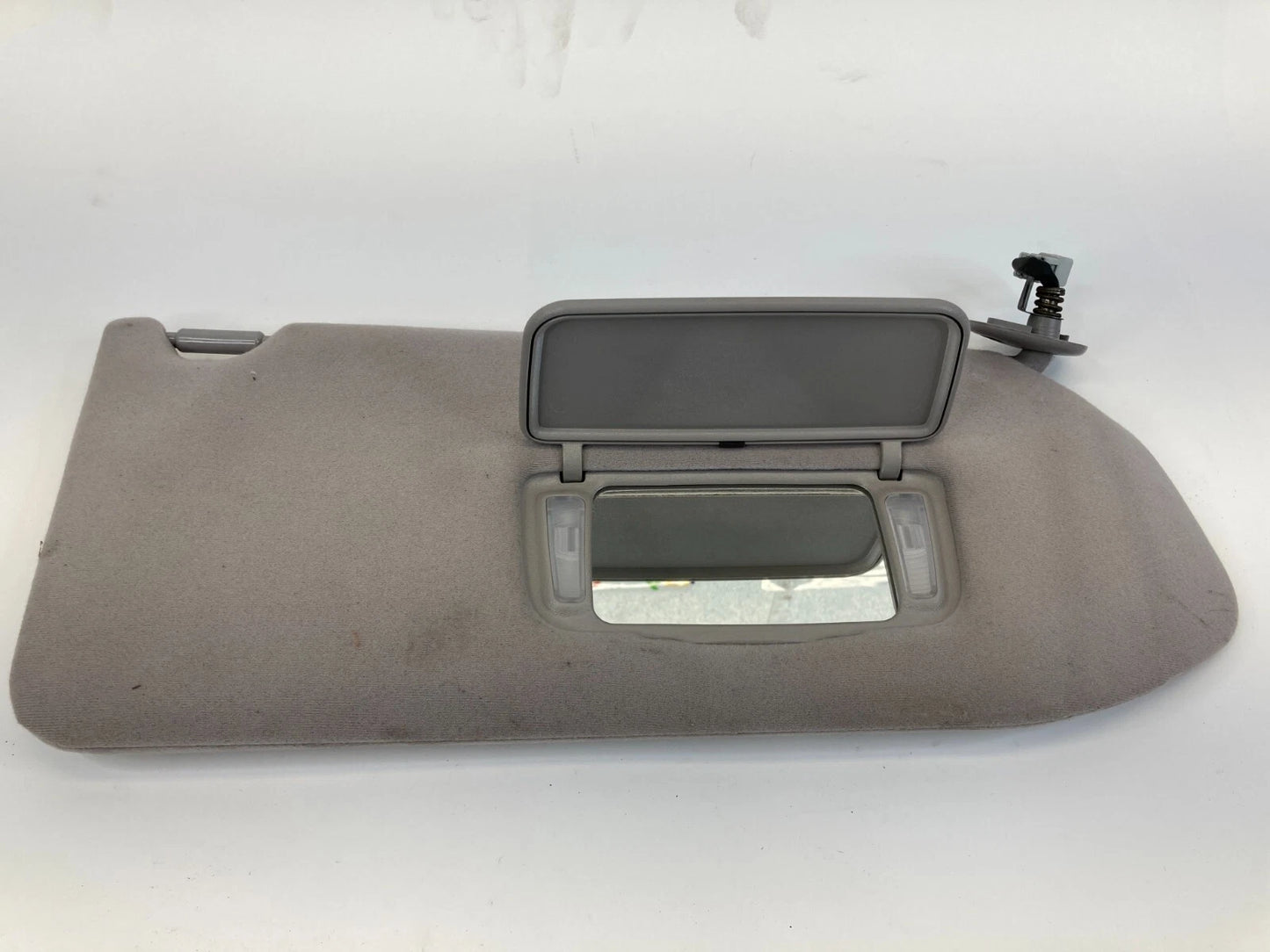 99-04 HONDA ODYSSEY RIGHT PASSENGER SIDE SUNVISOR SUN VISOR SHADE W/ LIGHT GRAY