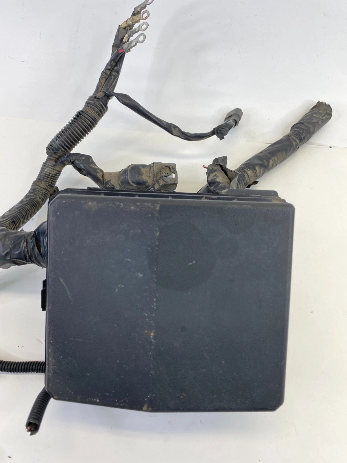 2011-2013 Outlander Sport 2.0L L4 Engine Compartment Fusebox Relay Module Assy