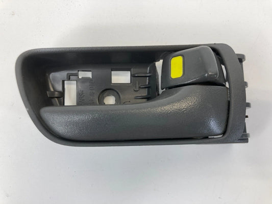 04-10 TOYOTA SIENNA CE & LE FRONT RIGHT PASSENGER INTERIOR DOOR HANDLE FR RH OEM