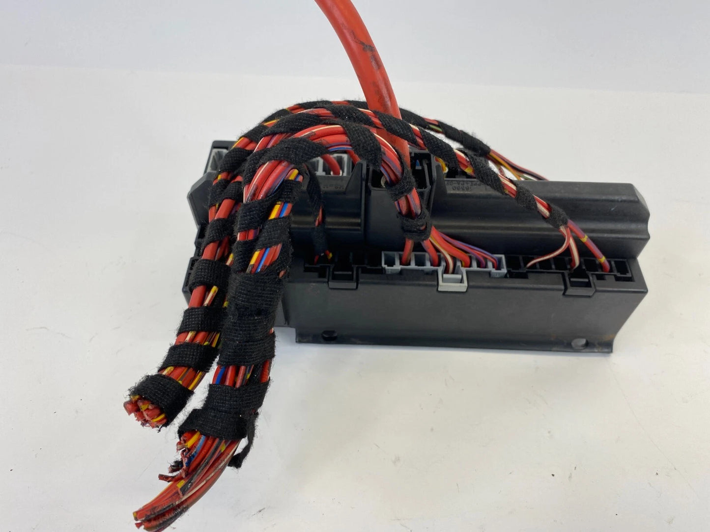 02-05 BMW 745I 745LI DASH RIGHT SIDE FUSE RELAY POWER DISTRIBUTION BOX 69005820