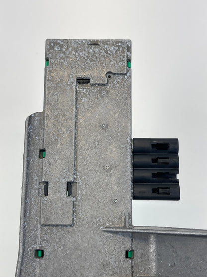 2006 Mercedes-Benz CLS500 Radio Antenna Amplifier Control Module A2198200689