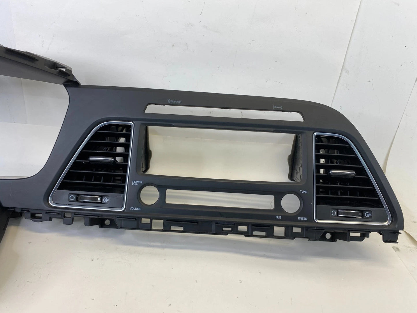 2015-2017 HYUNDAI SONATA UPPER DASH INSTRUMENT CLUSTER PANEL TRIM AC VENTS OEM