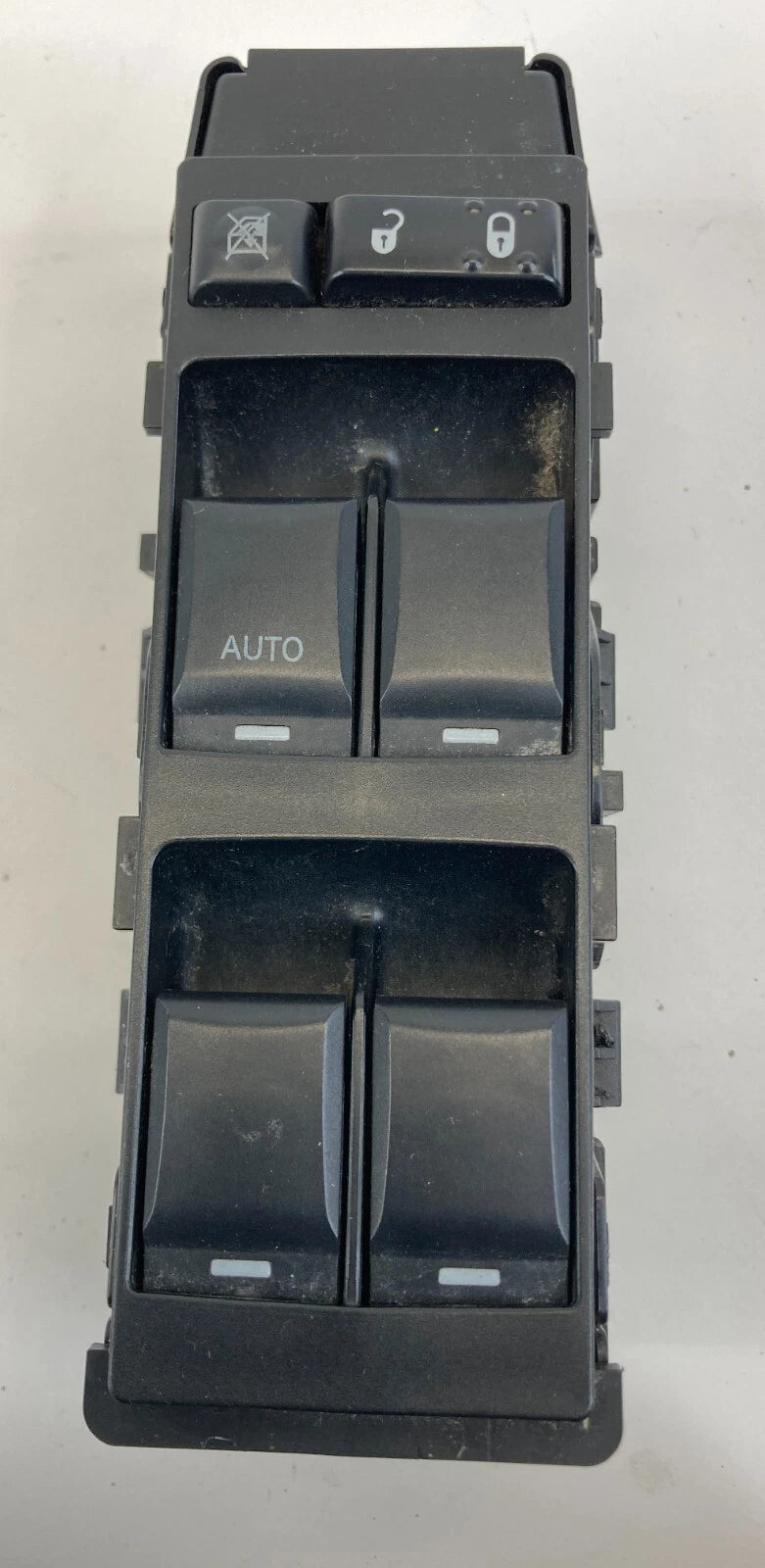07-10 CHRYSLER 300 11-17 JEEP PATRIOT LEFT DOOR MASTER WINDOW SWITCH 04602780AA