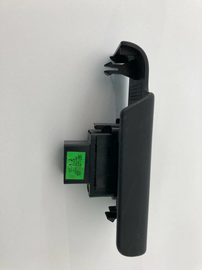 2004 2005 LAND ROVER FREELANDER REAR RIGHT SIDE WINDOW SWITCH W/ BEZEL ELH500060